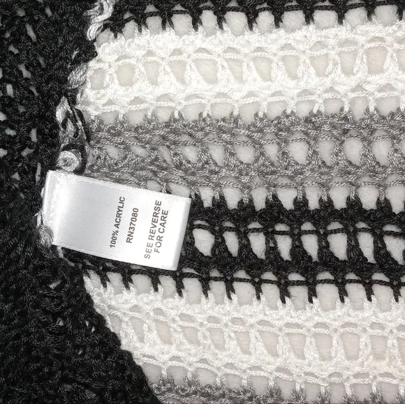 Cato Crochet Knit Front Tie Cover Up Fringe Vest sz Medium - Picture 4 of 8